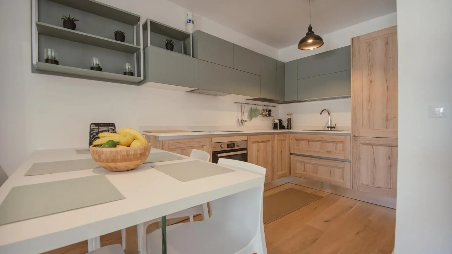 Aurora Apartment 乌马格