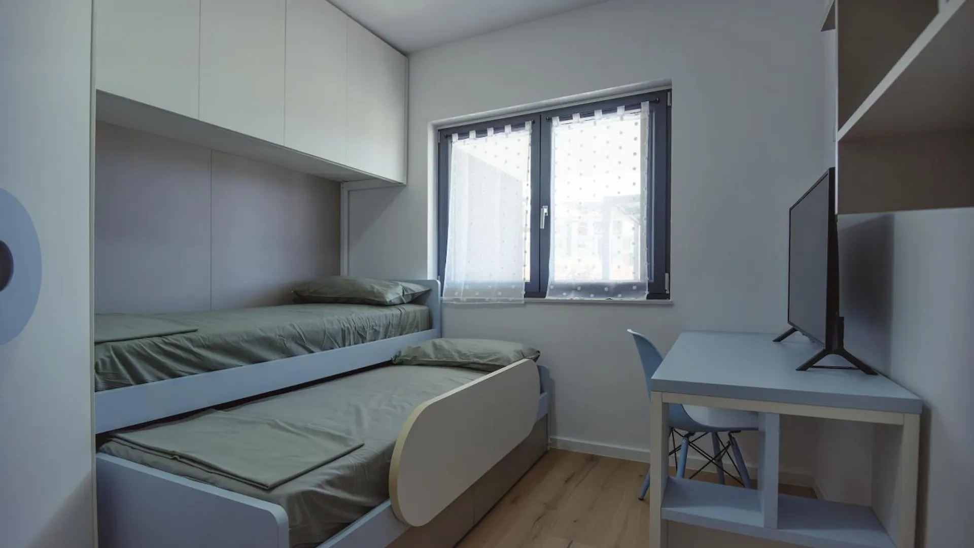 Aurora Apartment 乌马格